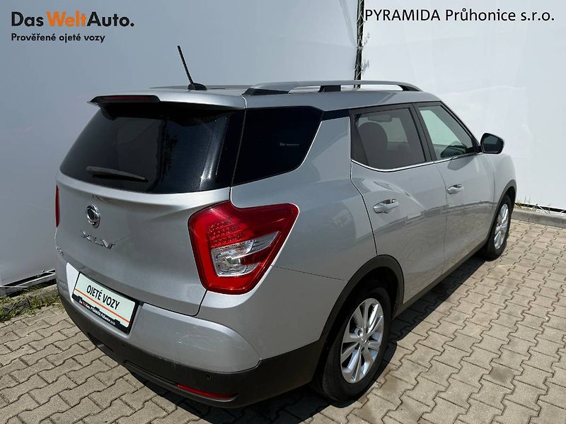 SsangYong Tivoli (2019) 1.6 e-XGi 94 kW DLX - fotka 2 z 21