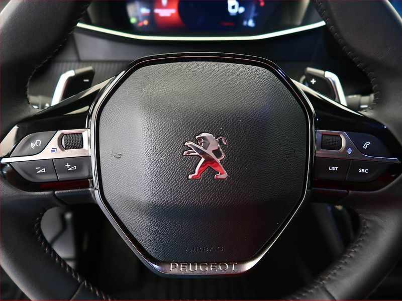 Peugeot 2008 (2022) Allure 1.2 PureTech, Automat - fotka 15 z 17