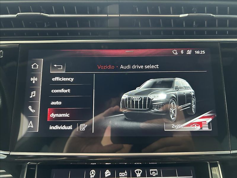 Audi Q7 3,0   50 TDI,QUATTRO,S-LINE - fotka 17 z 37