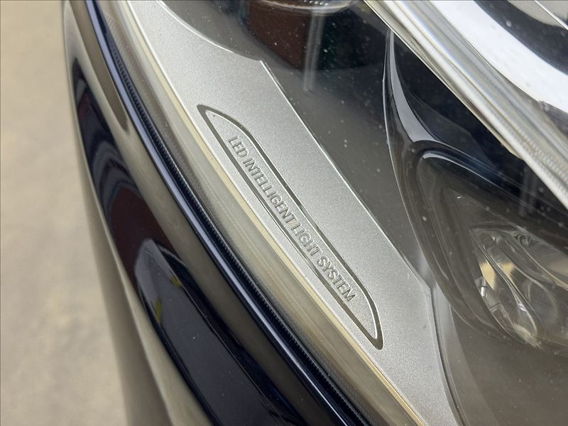Mercedes-Benz Třídy V 2,1 K AMG LED KAMERA VÝHŘEV TZ - fotka 42 z 46