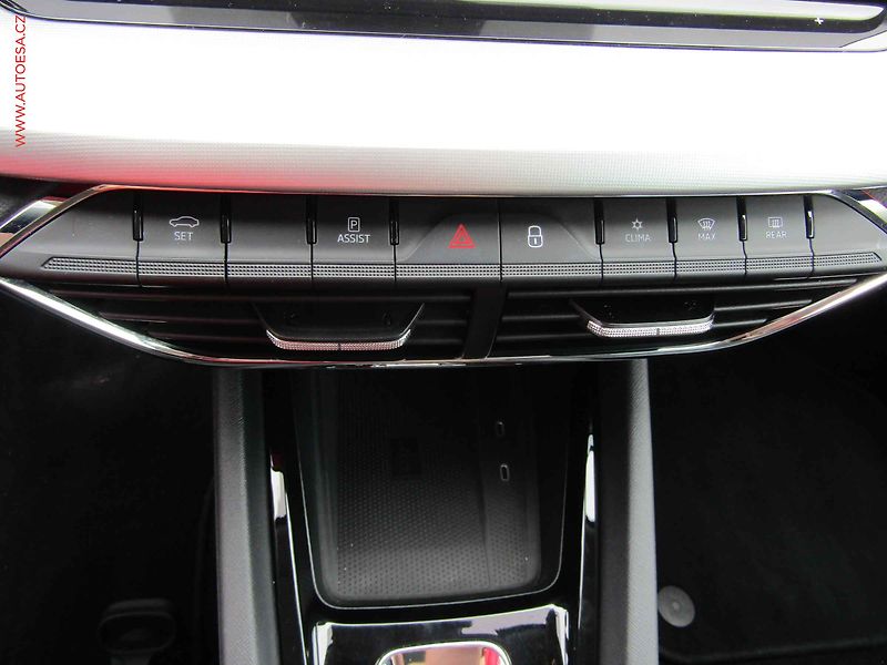 Škoda Octavia (2023) 2.0TDi, ČR, Style, DSG, navi - fotka 13 z 16