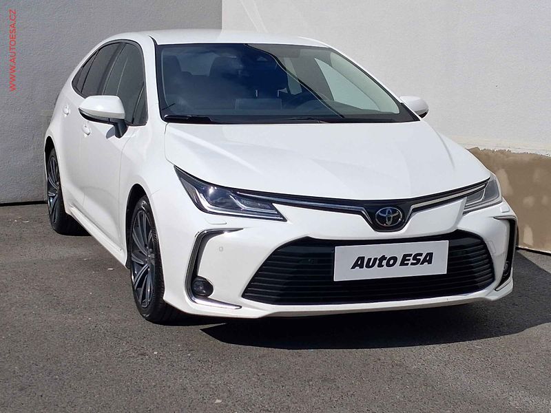 Toyota Corolla (2023) 1.5i, 1.maj,ČR, Dynamic, LED - fotografie inzerátu