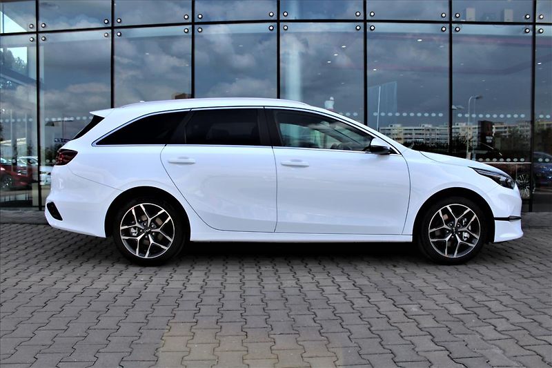 Kia Ceed 1,5 TGDi TOP ZÁRUKA NOVÝ VŮZ - fotka 7 z 12