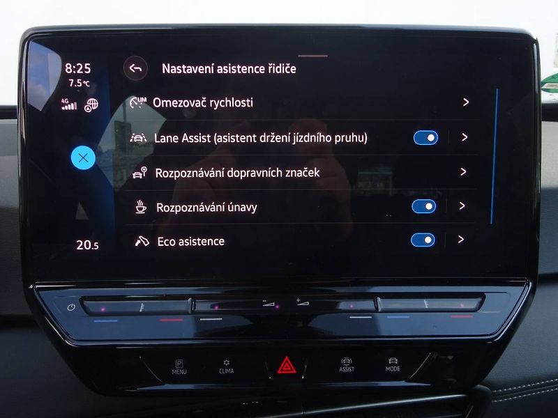 Volkswagen ID.3 (2024) Pro 150kW/62 kWh SOH 95% - fotka 10 z 28