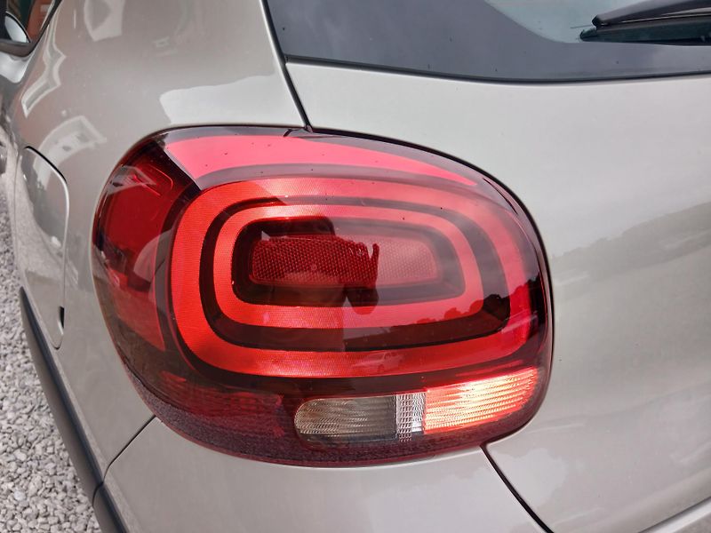 Citroën C3 1.2i ČR 1.MAJ. - fotka 29 z 34