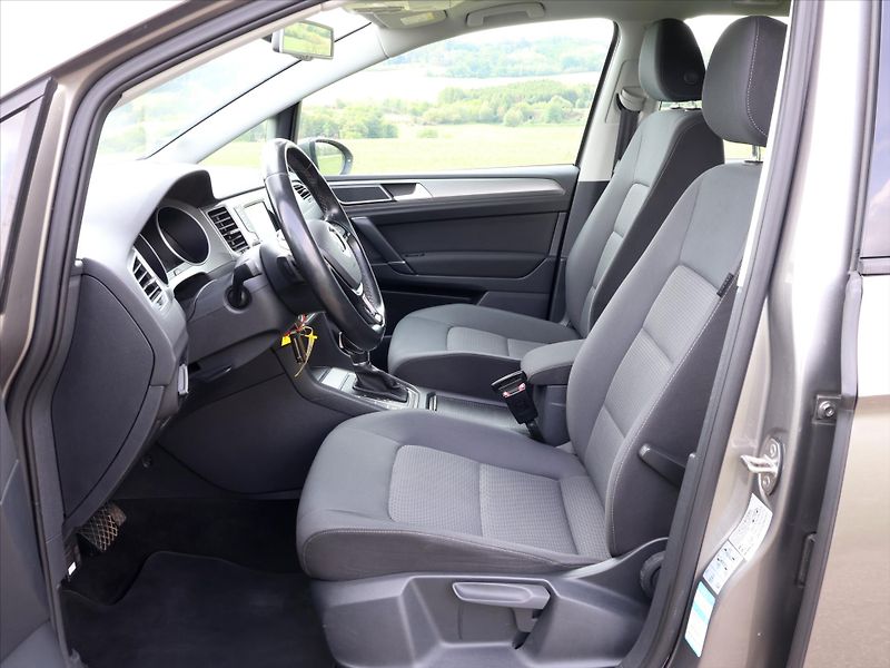 Volkswagen Golf Sportsvan 1,4 TSI 92kW Comfortline DSG - fotka 11 z 41