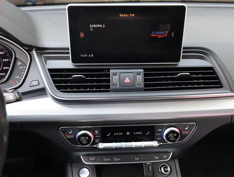 Audi Q5 (2018) 2.0 TDI - fotka 12 z 28