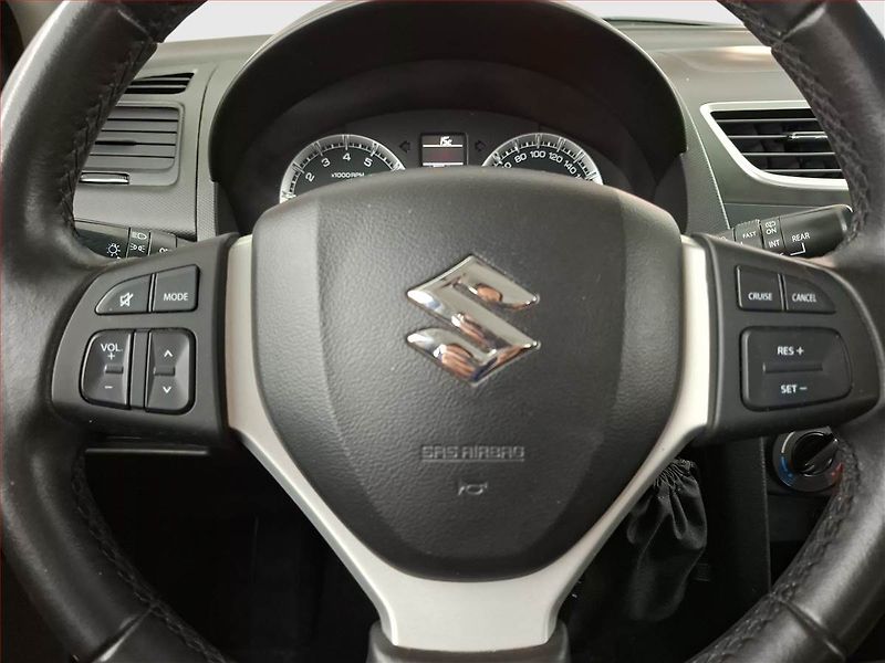 Suzuki Swift (2015) 1.2, LPG, Serv.kniha - fotka 14 z 16