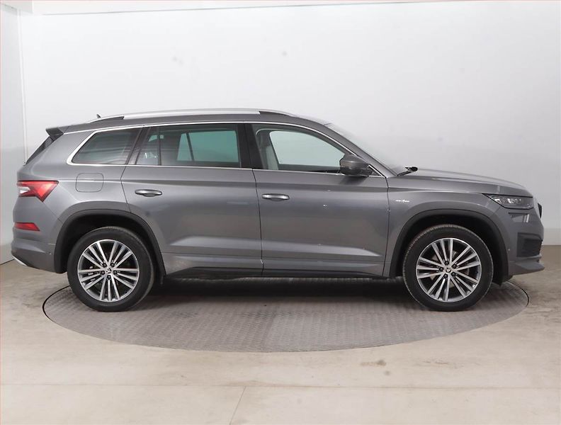 Škoda Kodiaq (2023) Laurin&Klement 2.0 TDI - fotka 6 z 17
