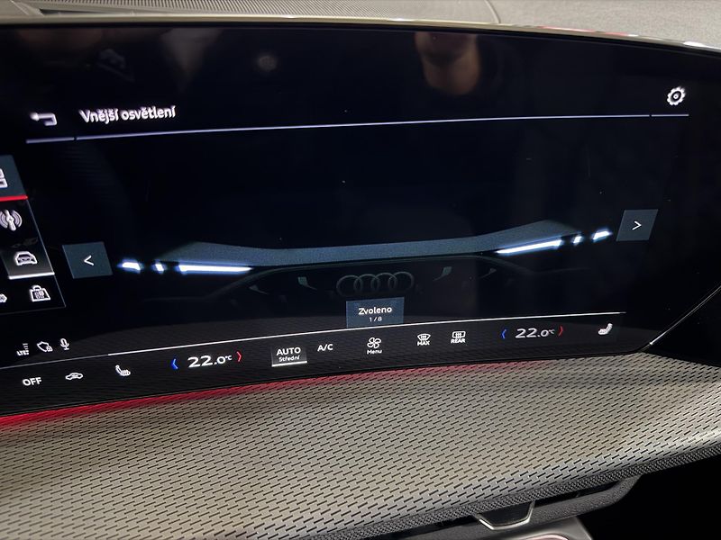 Audi Q5 (2026) SB TFSI 150kW 4X4 SLINE R20 3D - fotka 43 z 45