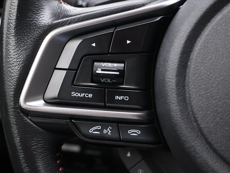 Subaru XV 2,0 e-Boxer 110kW Active Klima - fotka 21 z 38