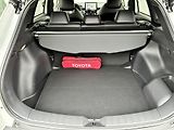 Toyota Corolla Cross 2.0 HSD e-CVT GR-Sport - náhled 12