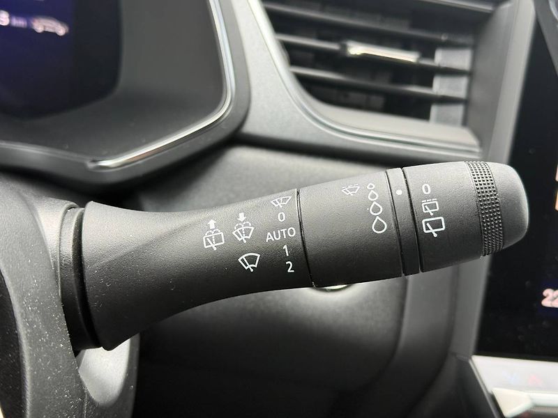 Renault Symbioz (2025) 1.8 E-Tech 118 kW Techno - fotka 18 z 22