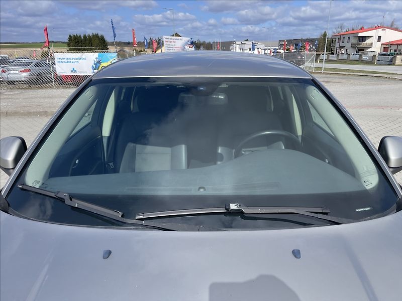 Volvo V70 2,0 d 100kw Momentum Kinetic o - fotka 25 z 31