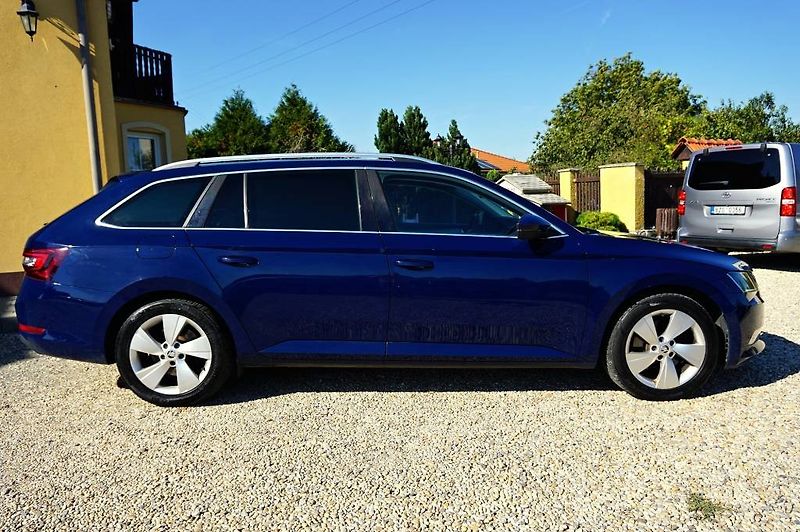 Škoda Superb (2015) STYLE 2,0 TDI 140 kW - fotka 3 z 43