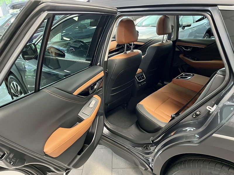 Subaru Outback (2026) 2.5i-T Touring Lineartronic - fotka 14 z 24