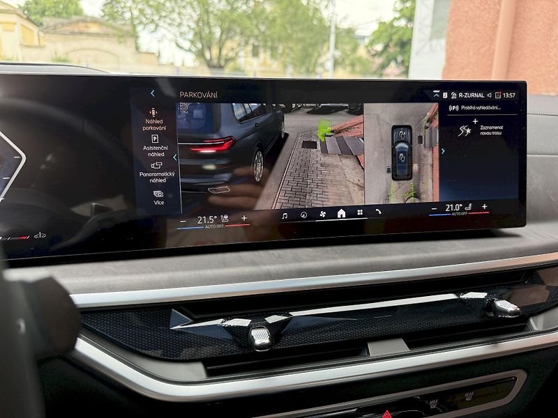 BMW X7 xDrive40d M-PRO Indiv. FULL - fotka 32 z 56