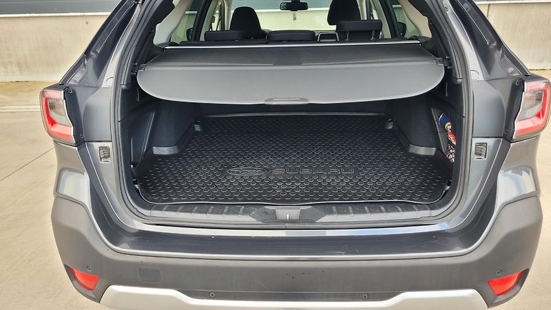 Subaru Outback 2,5i LPG 2035 - fotka 13 z 25