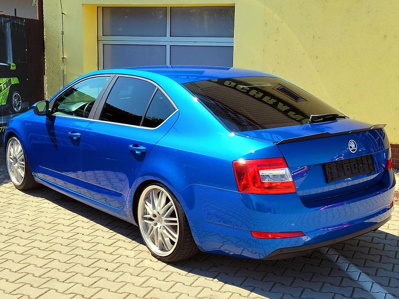Škoda Octavia Elegance *SERV.KN,BIXENONY   - fotka 11 z 48