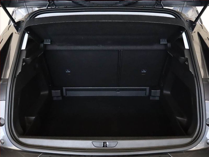 Opel Grandland X (2018) 1.2 Turbo, ČR,1.maj - fotka 11 z 19