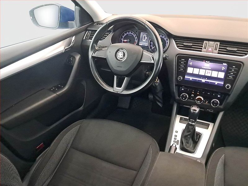 Škoda Octavia (2018) 1.6 TDI, Automat, Navi - fotka 7 z 16
