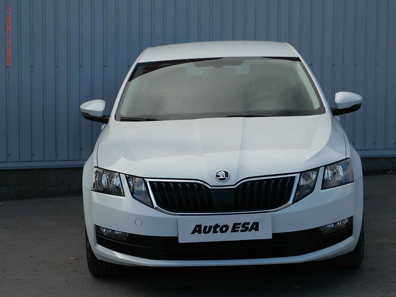 Škoda Octavia (2018) 1.4 TSi, ČR - fotka 2 z 24