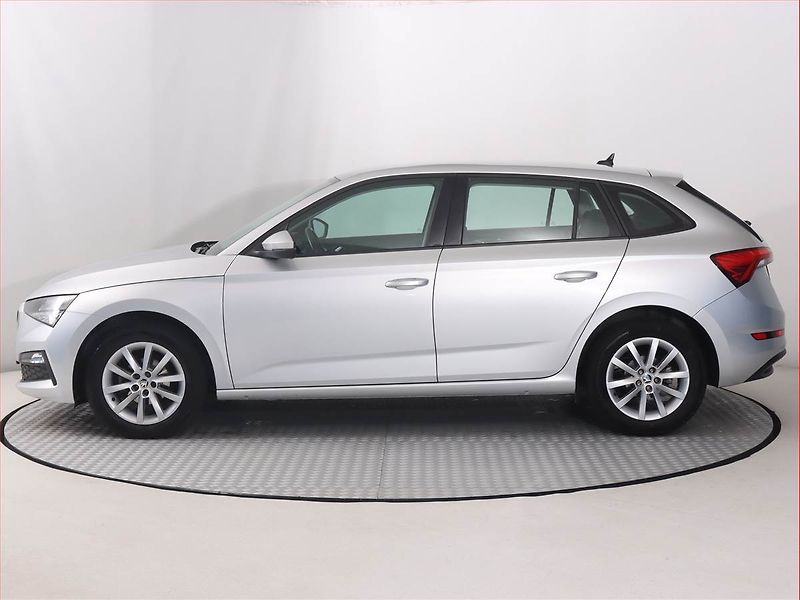 Škoda Scala (2021) 1.0 TSI, Tempomat - fotka 3 z 19