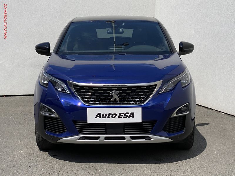 Peugeot 3008 (2020) 1.2, AT - fotka 2 z 3