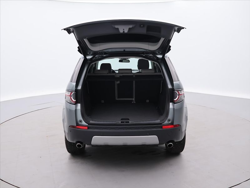Land Rover Discovery 2,0 TD4 SE 132KW 4WD CZ SPORT - fotka 9 z 33