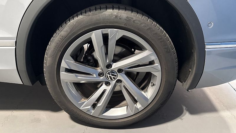 Volkswagen Tiguan 2.0 TDI BMT 4MOTION 147 kW DSG - fotka 15 z 15