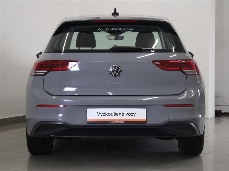 Volkswagen Golf 1,0 TSi 81kW Life ČR 130tkm - fotka 4 z 19