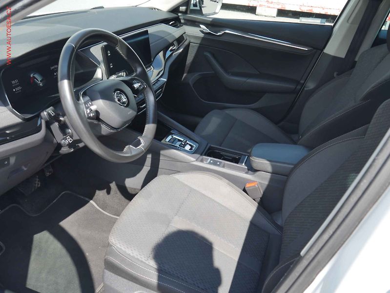 Škoda Octavia (2021) 2.0TDi, ČR, DSG - fotka 9 z 13