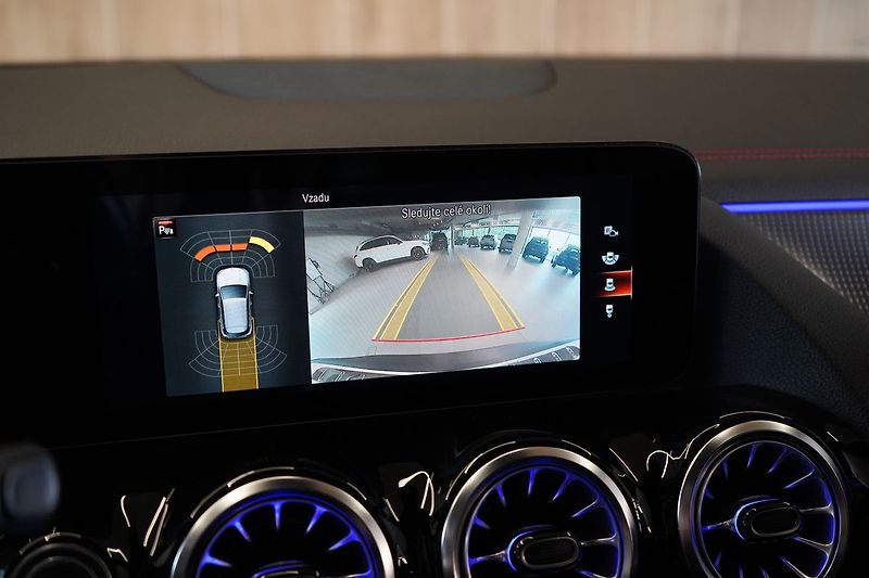 Mercedes-Benz EQA 250, AMG Line, Tažné,  KEYLESS - fotka 38 z 46