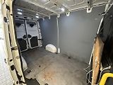 Volkswagen Crafter 2.0 TDI L2H3 - náhled 17