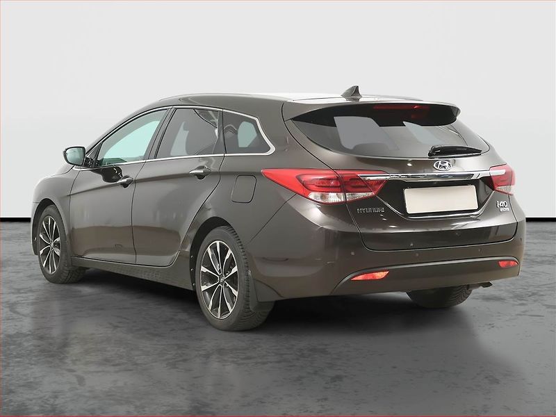 Hyundai i40 (2018) 1.7 CRDi, Navi, Tempomat - fotka 4 z 16