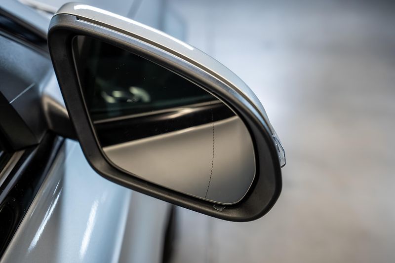 Mercedes-Benz Třídy C C43 AMG BITURBO 4MATIC 270 kW  - fotka 14 z 55
