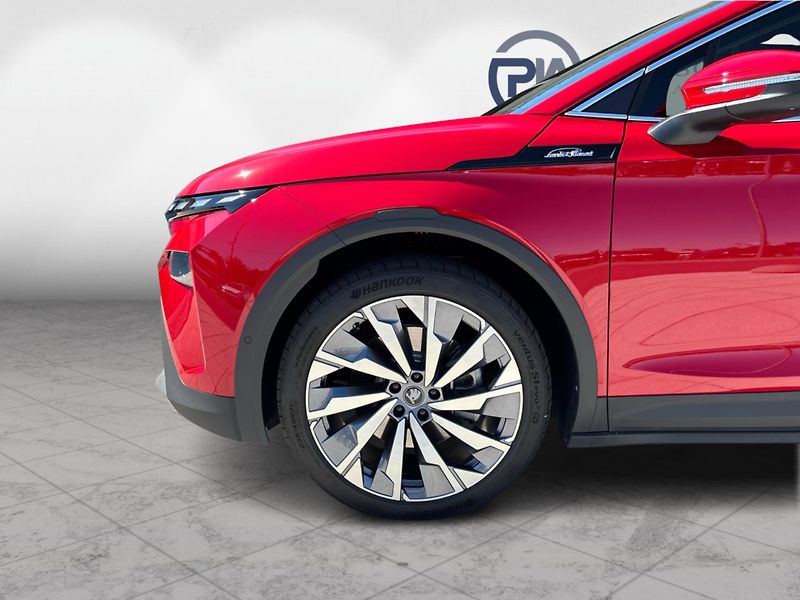 Škoda Elroq 85x 210 kW 82 kWh TČ L&K - fotka 11 z 30