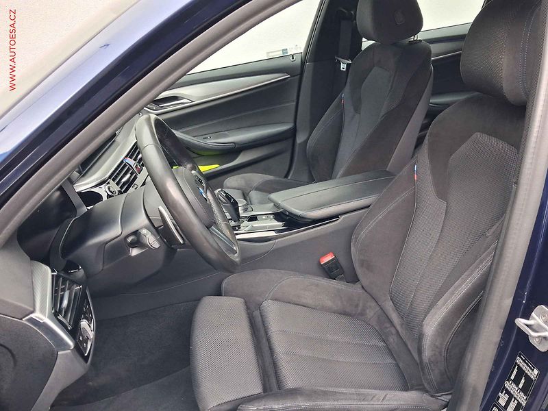 BMW Řada 5 (2019) 3.0 D 530d xDrive, 1.maj,ČR - fotka 9 z 23