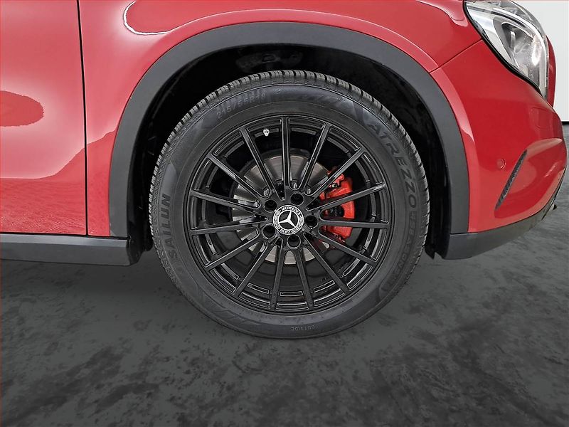 Mercedes-Benz GLA (2014) 220 CDI 4MATIC, 4X4 - fotka 15 z 25