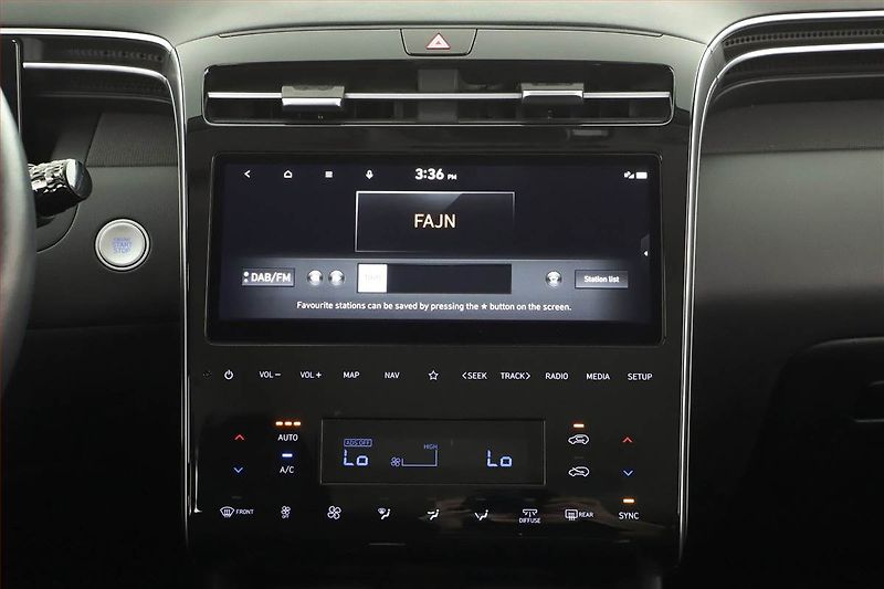 Hyundai Tucson (2023) 1.6 T-GDI 48V MHEV - fotka 9 z 21