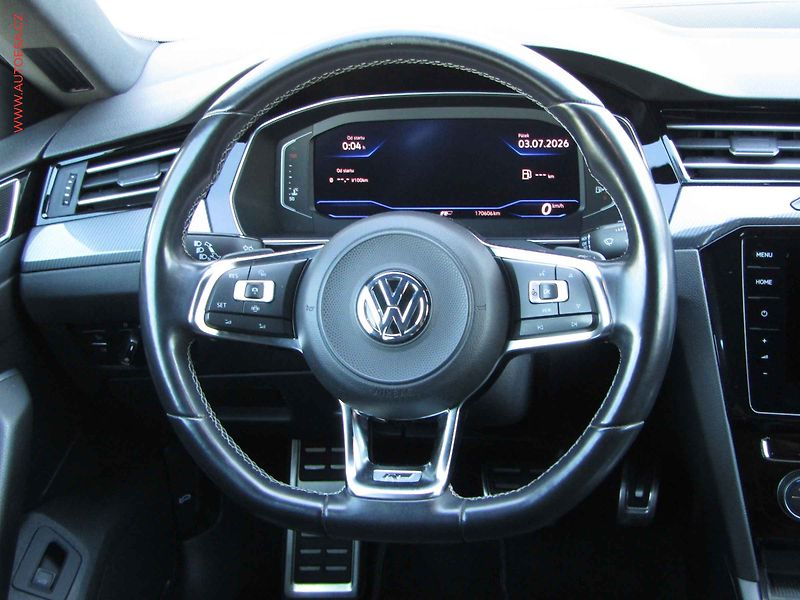 Volkswagen Arteon (2019) 2.0 TSI, ČR, R-Line, DSG - fotka 13 z 22