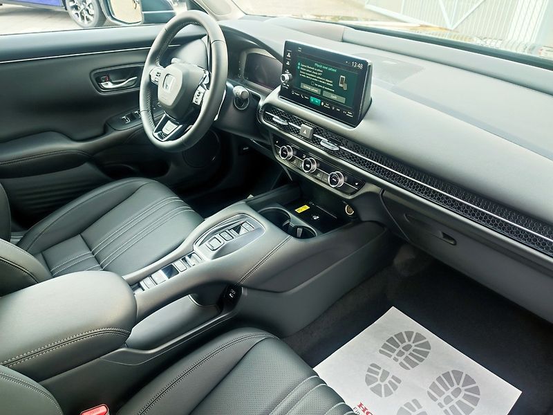 Honda ZR-V (2026) 2.0e:HEV 135kW ADVANCE SKLADEM - fotka 7 z 18