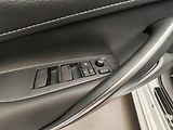 Toyota Corolla 1.8 Hybrid e-CVT Touring Sport - náhled 21
