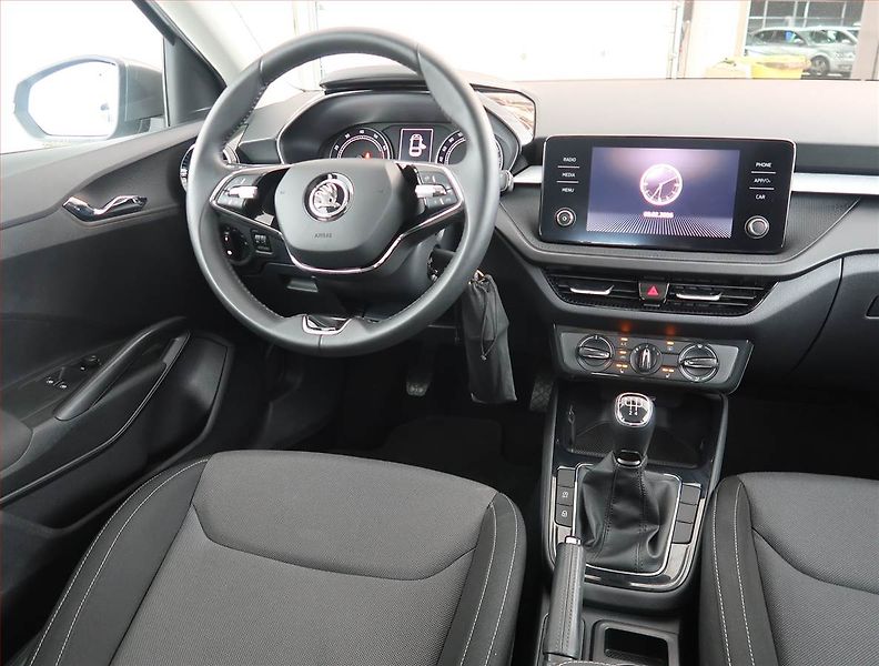 Škoda Fabia (2023) Ambition 1.0 TSI, Serv.kniha - fotka 7 z 14