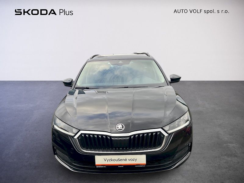 Škoda Octavia (2022) Ambition 1.5TSi M-HEV 110kW 7° - fotka 4 z 28