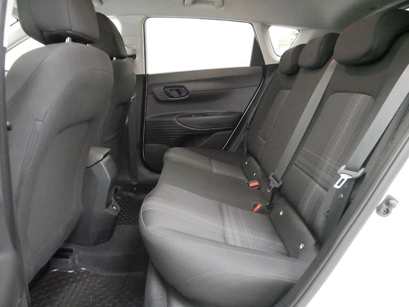 Hyundai Bayon - fotka 27 z 28