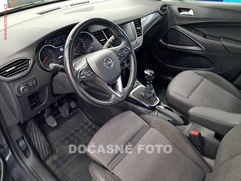 Opel Crossland (2021) 1.2i - fotka 3 z 3