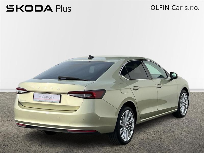 Škoda Superb 2,0 TDi 110 kW 7DSG L&K  IV. - fotka 2 z 32