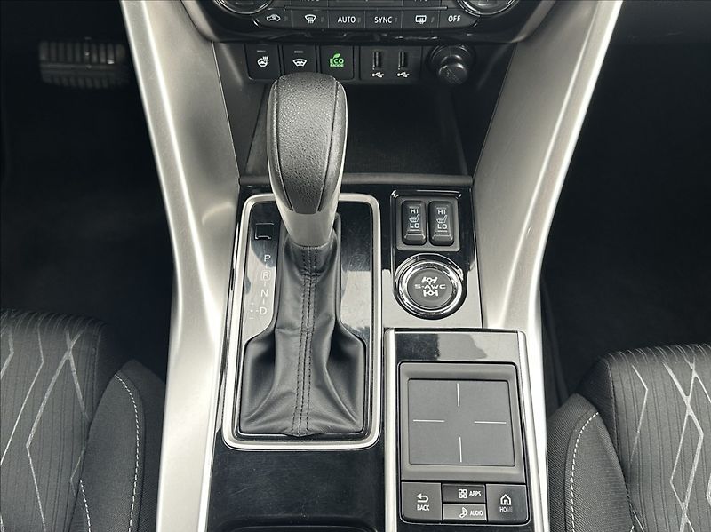Mitsubishi Eclipse Cross 2,2 DI-D 148PS  Spirit+ A/T 4x - fotka 27 z 54