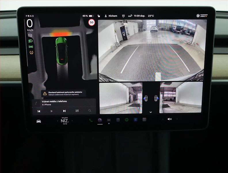Tesla Model Y (2022) Long Range AWD 79kWh, SoH 93% - fotka 17 z 21